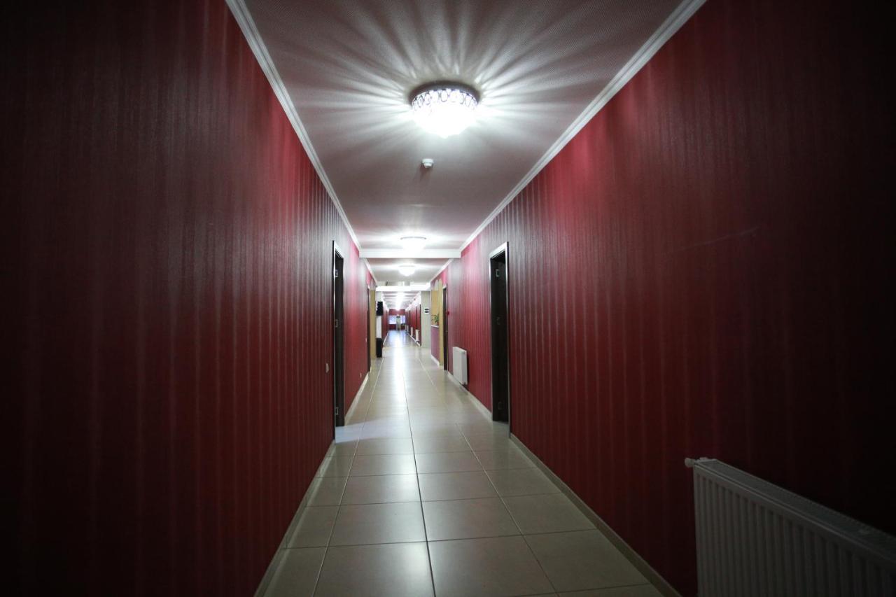 Hotel Okriba Tbilisi Ngoại thất bức ảnh
